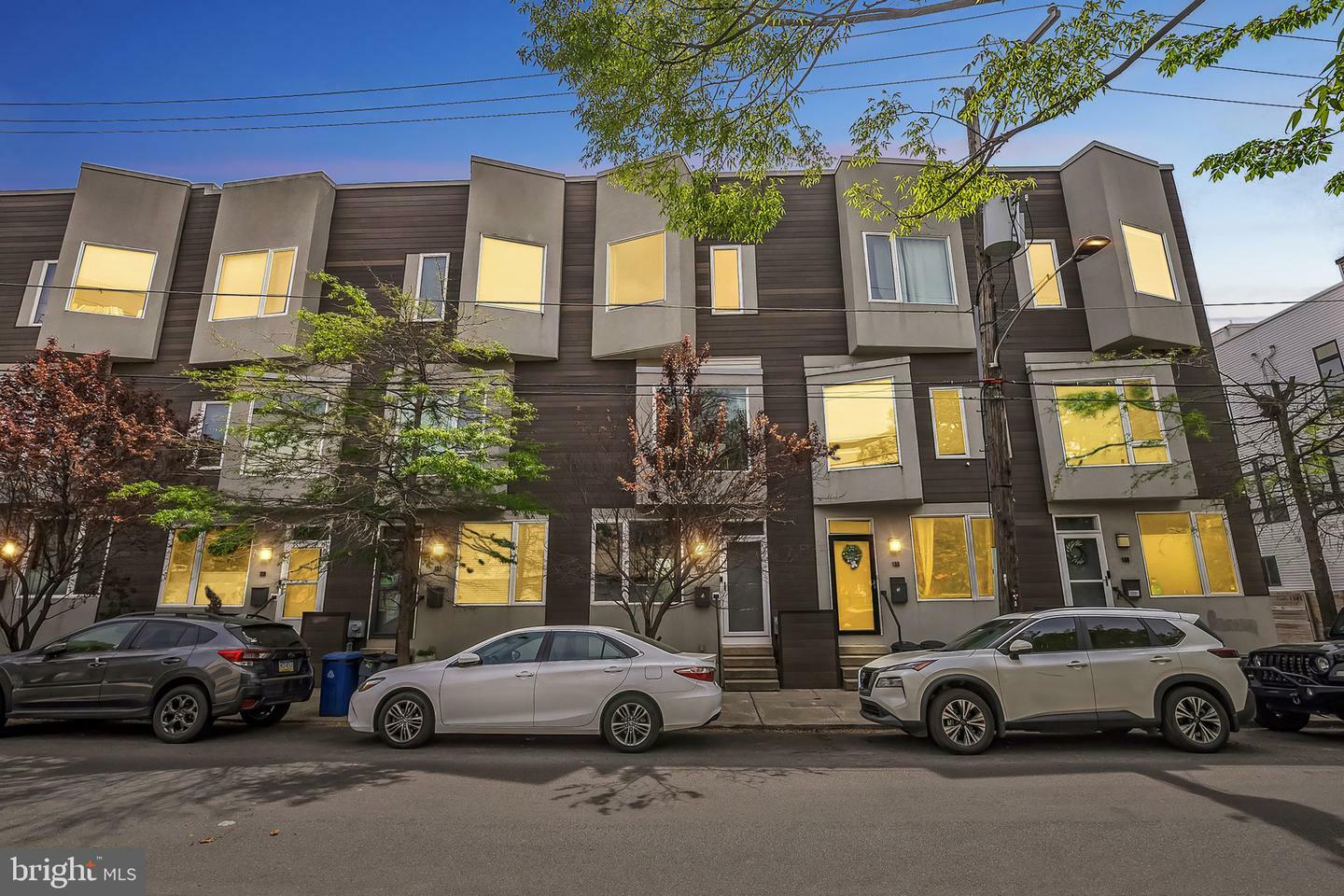 Property Photo: 134 W Oxford Street PA 19122
