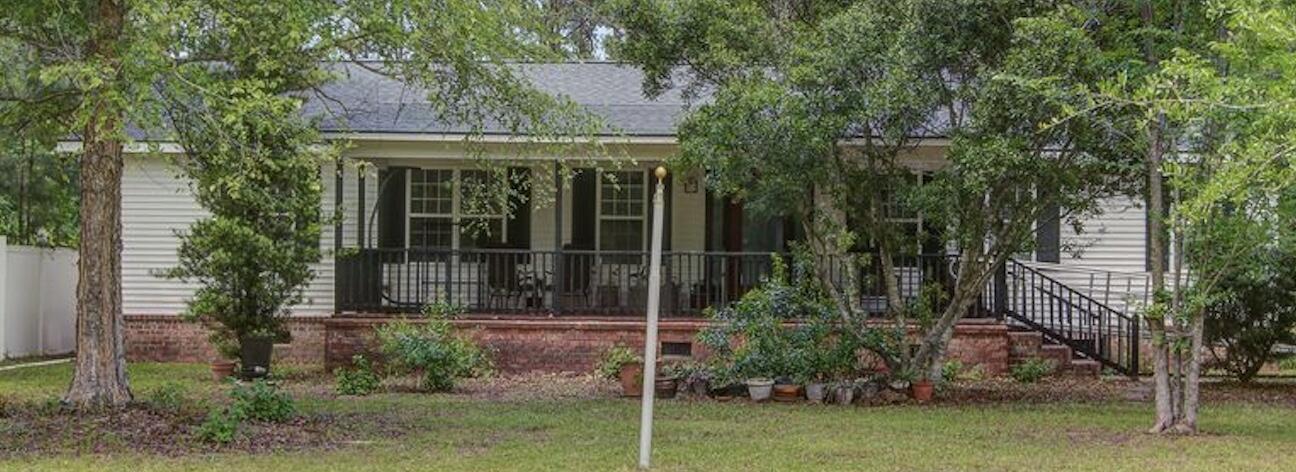 Property Photo: 1586 Zion Road SC 29437