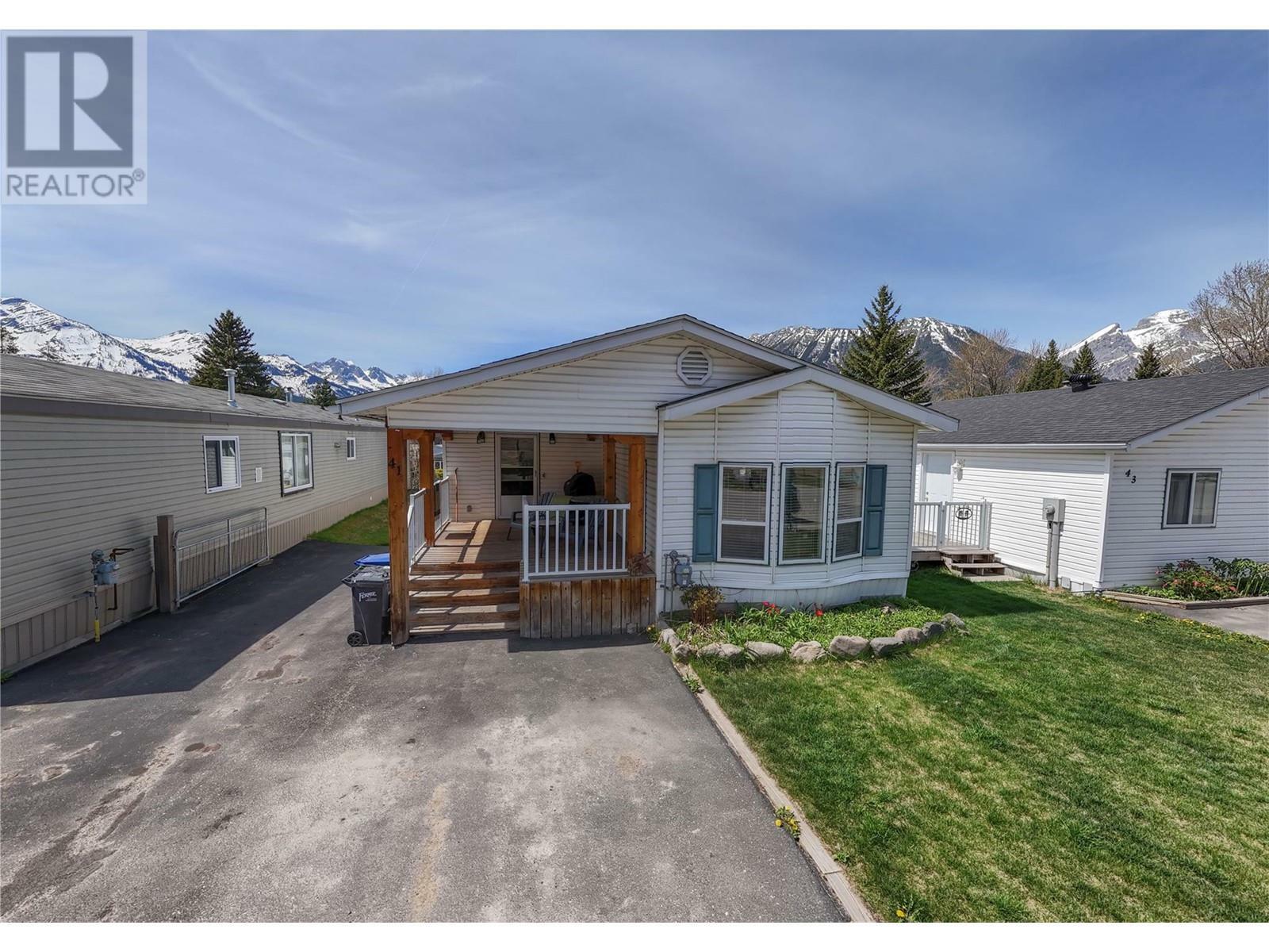 Property Photo: 41 Slalom Drive BC V0B 1M4