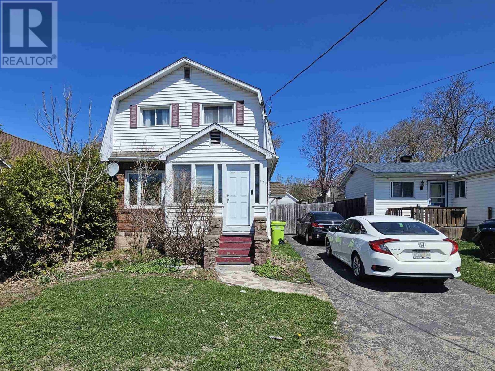 Property Photo: 127 Pardee Ave ON P6B 1W6