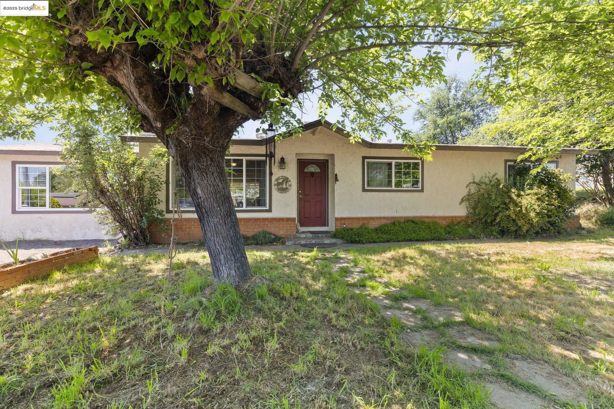Property Photo: 17192 Jeanese Dr CA 95327