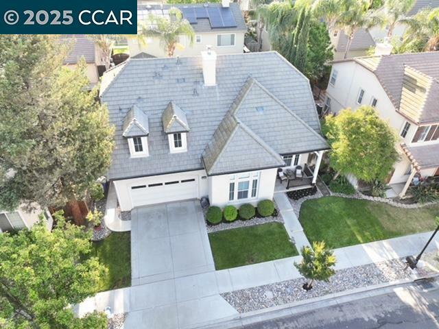 Property Photo: 96 Heritage Way CA 94513