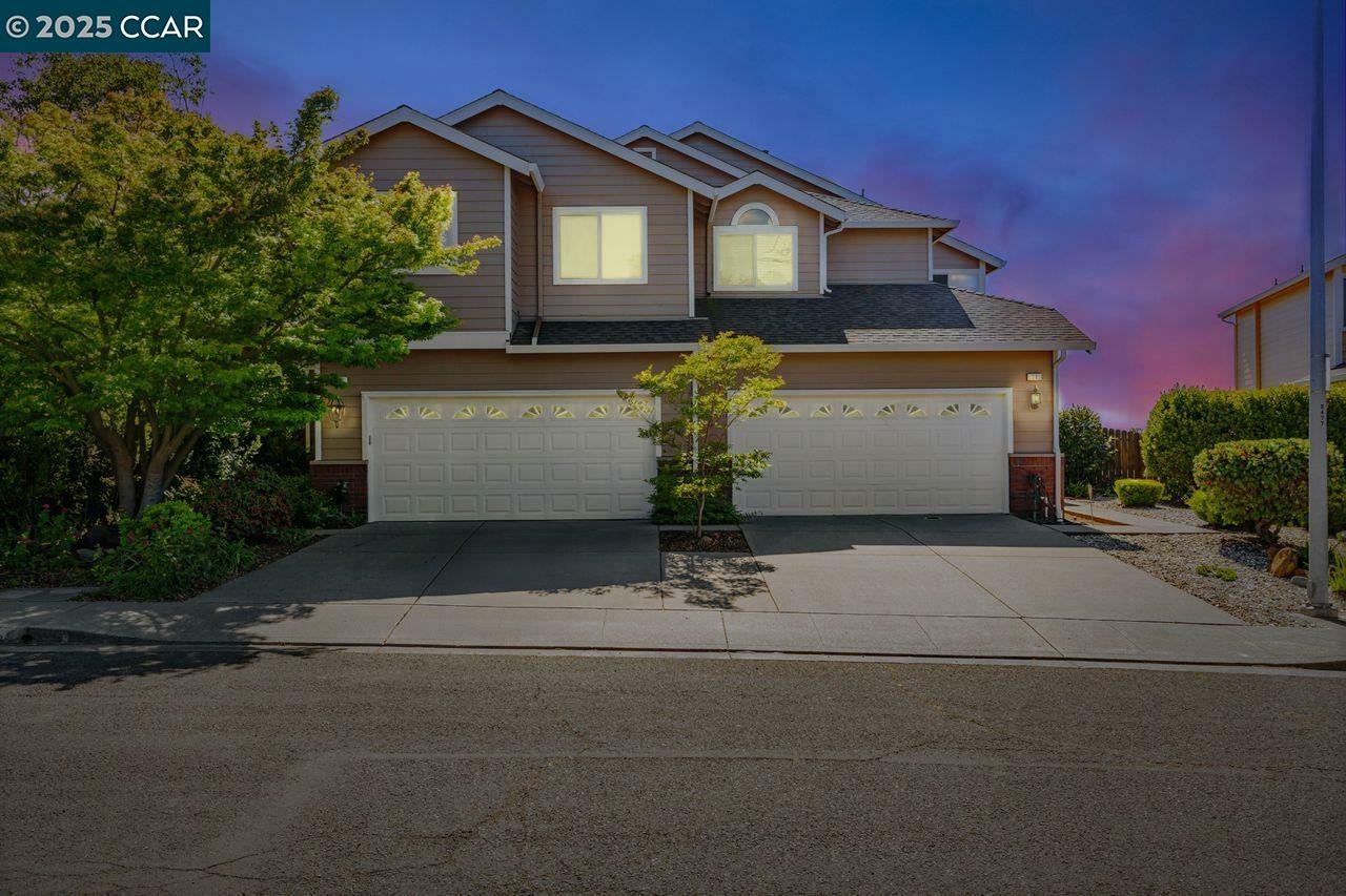 81 Del Sur St  Vallejo CA 94591 photo