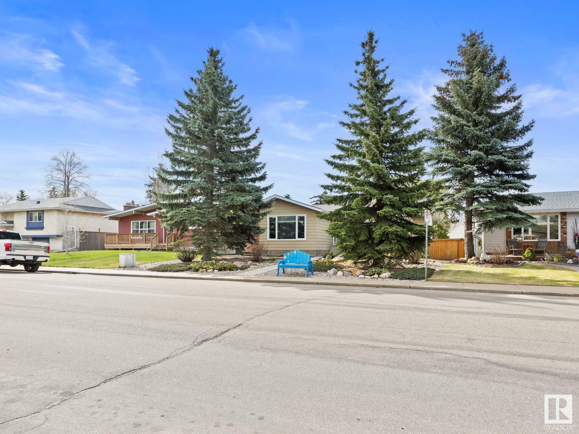 Property Photo: 287 Knottwood Rd NW AB T6K 2G5