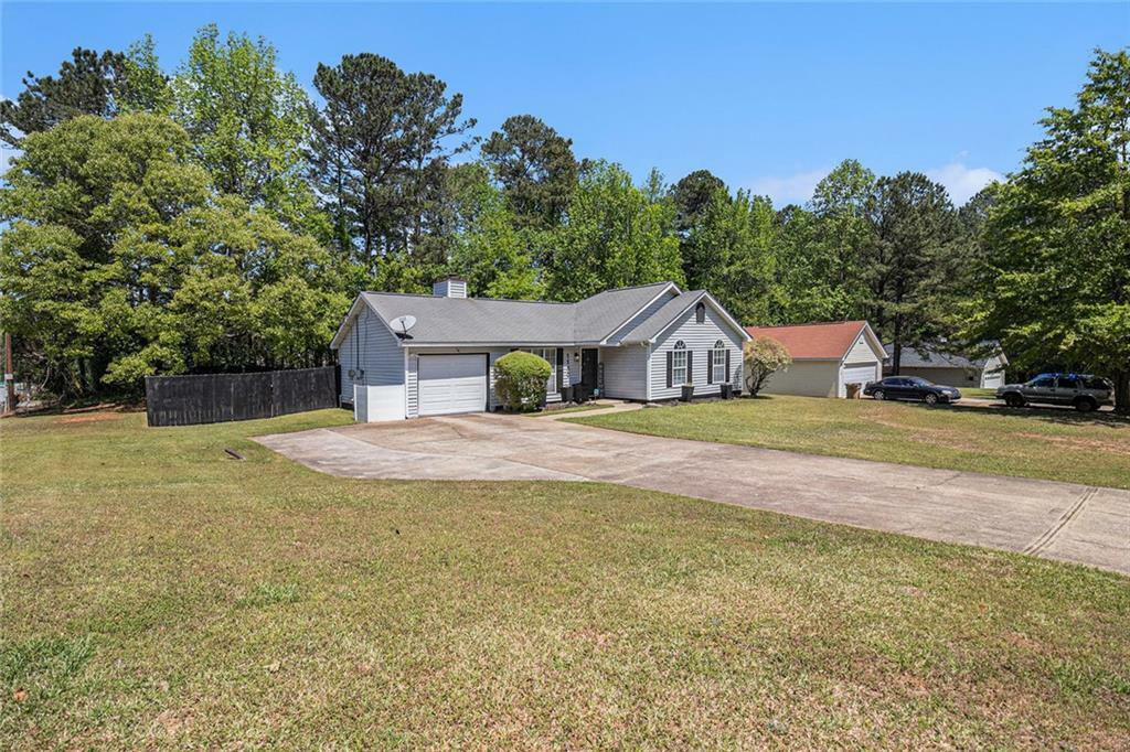 Property Photo: 1150 Bonita Circle GA 30238