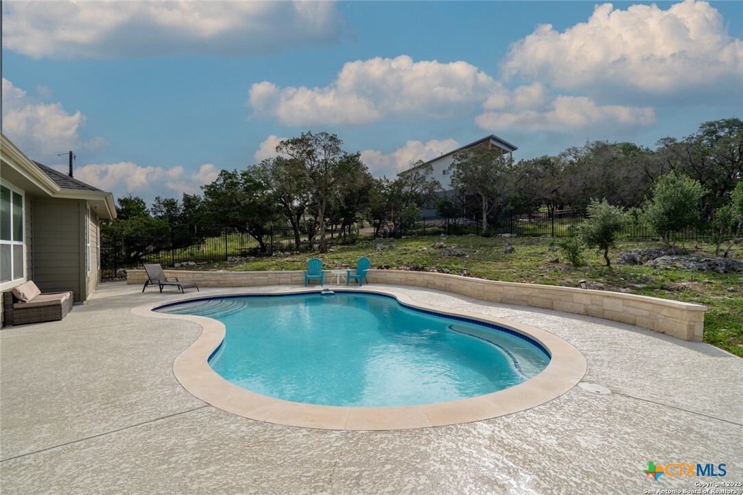 1587 Lakeshore Drive  Canyon Lake TX 78133 photo