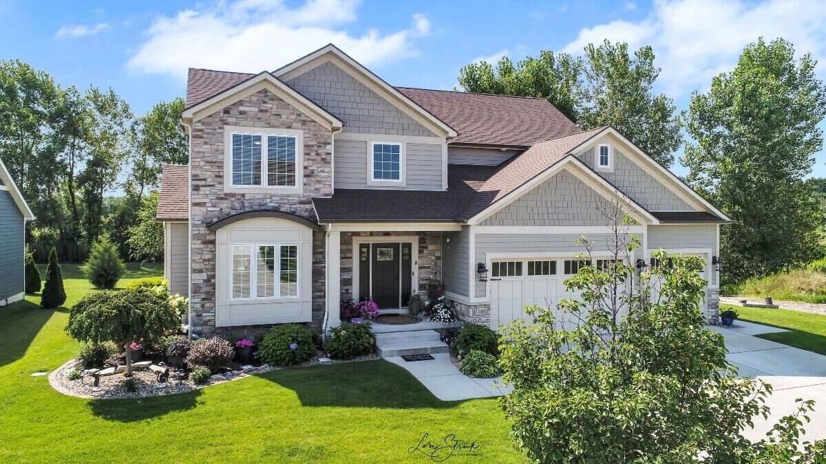 Property Photo: 1300 Brassie Avenue IN 46304