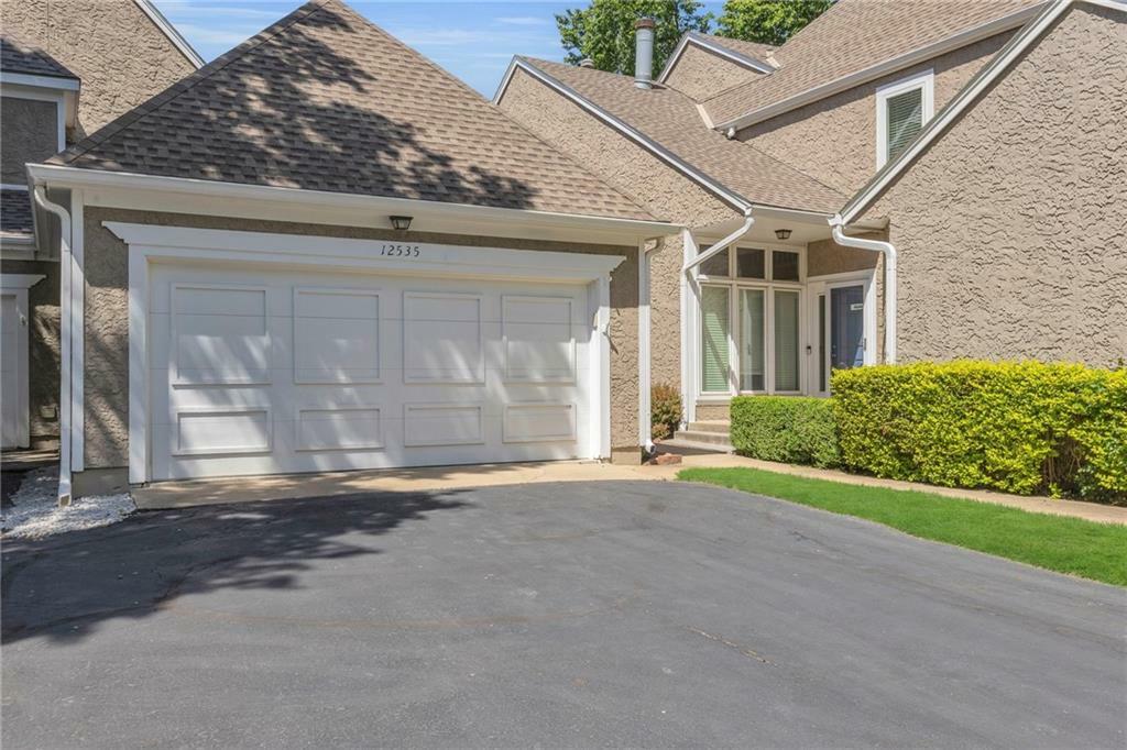 Property Photo: 12535 Barkley Street KS 66209