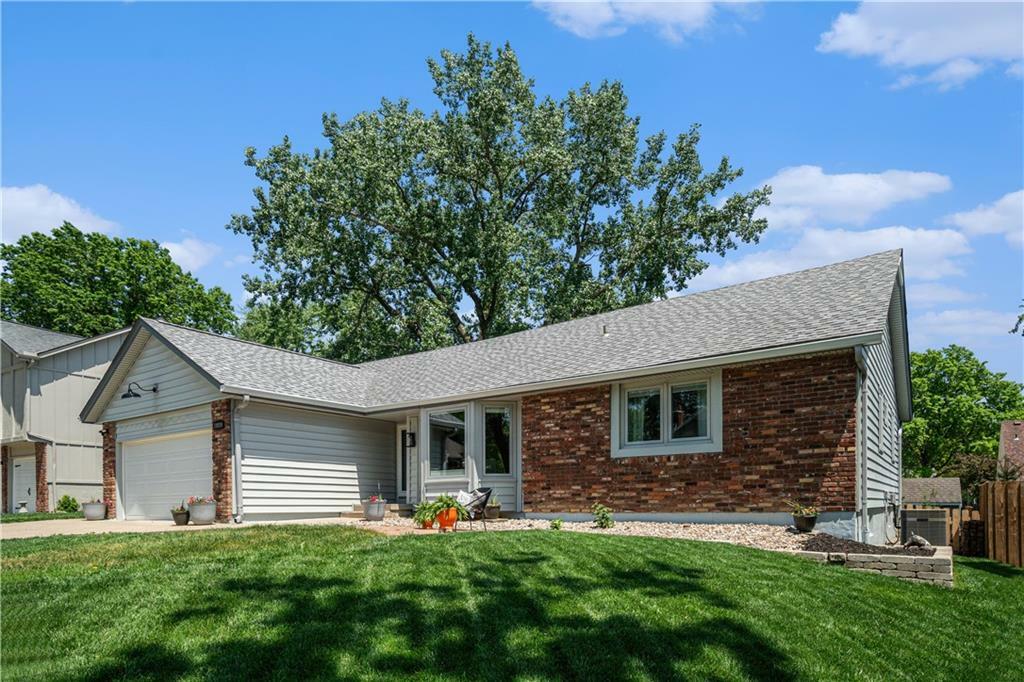Property Photo:  10229 Gillette Street  KS 66215 