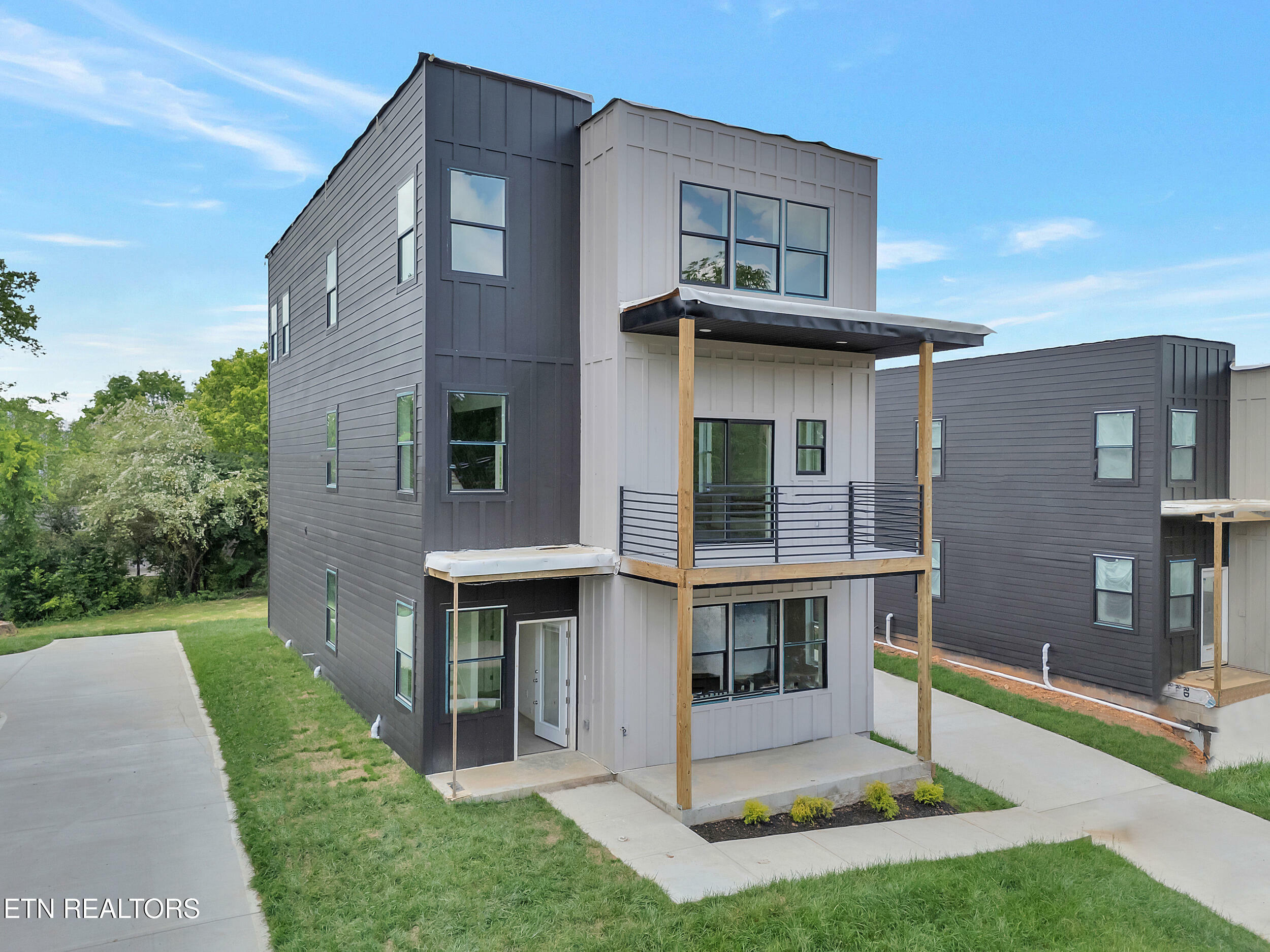 Property Photo: 4621 Harsch St TN 37920