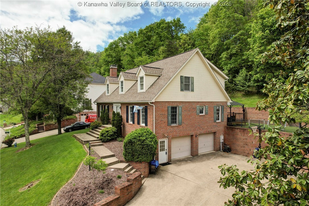 Property Photo: 44 Carriage Road WV 25314