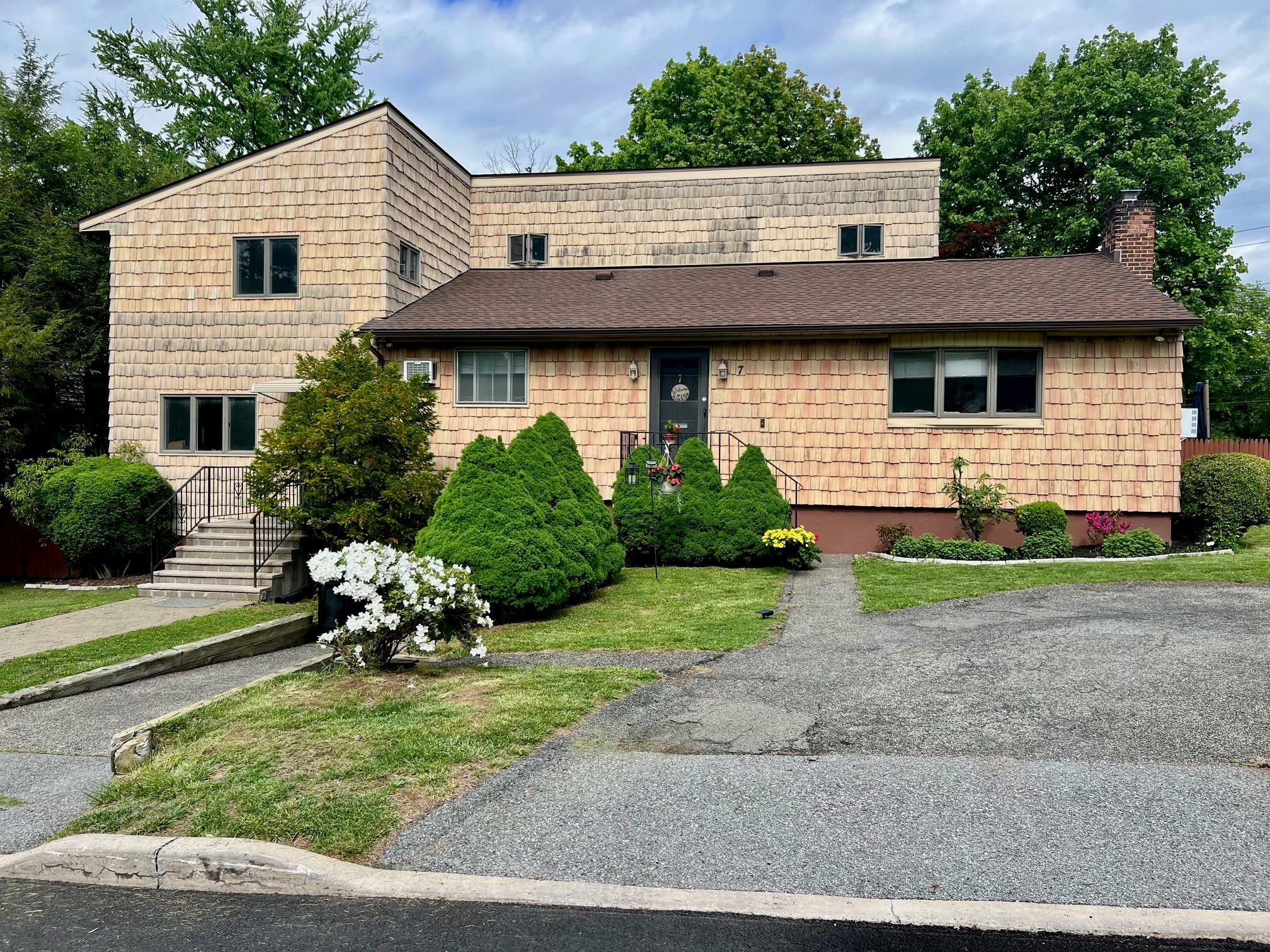 Property Photo: 7 Oak Street NY 10523
