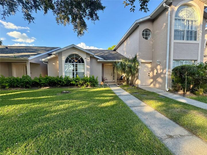 Property Photo: 1603 Emily Court FL 34744