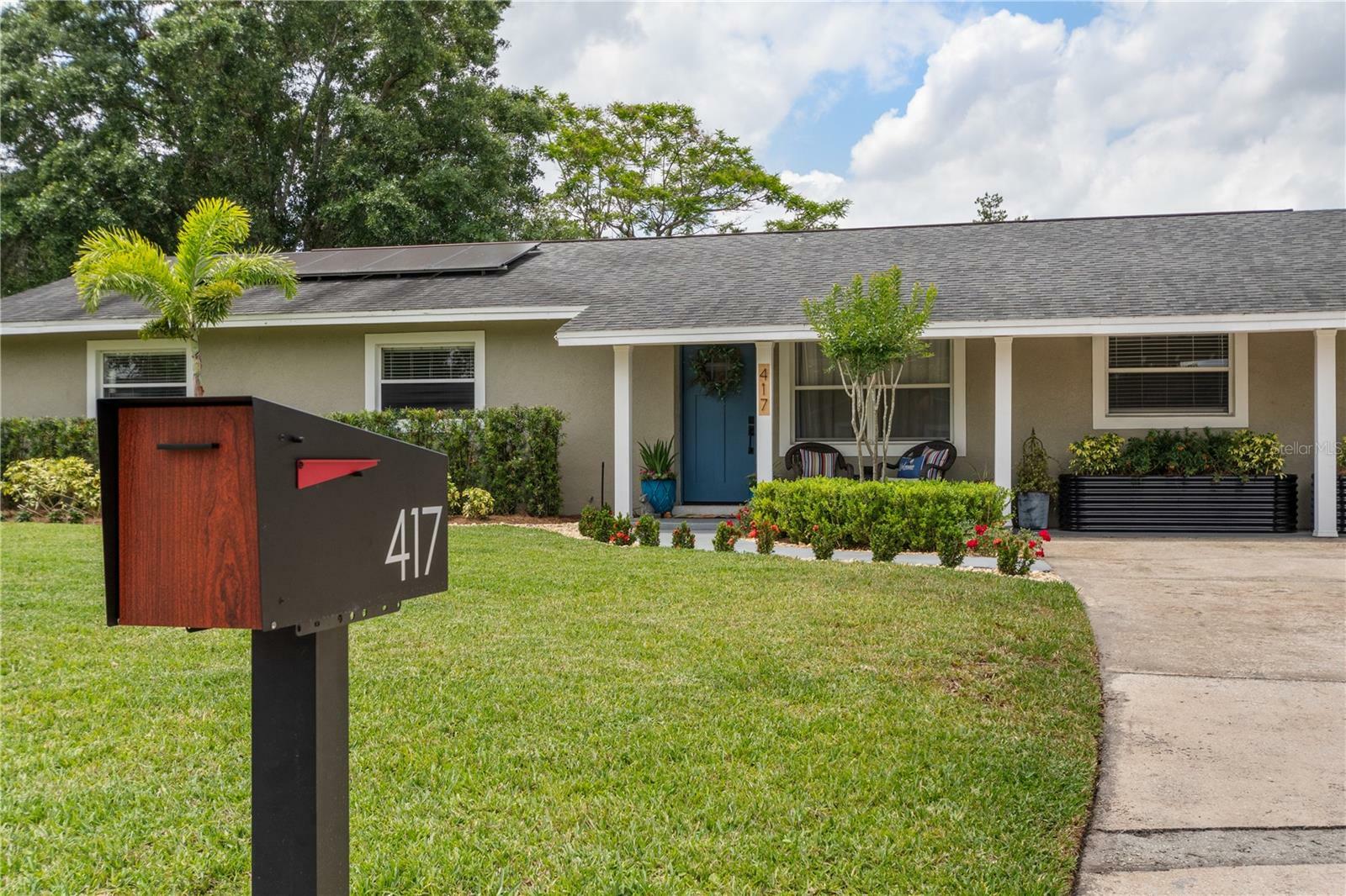 Property Photo: 417 Carvell Drive FL 32792