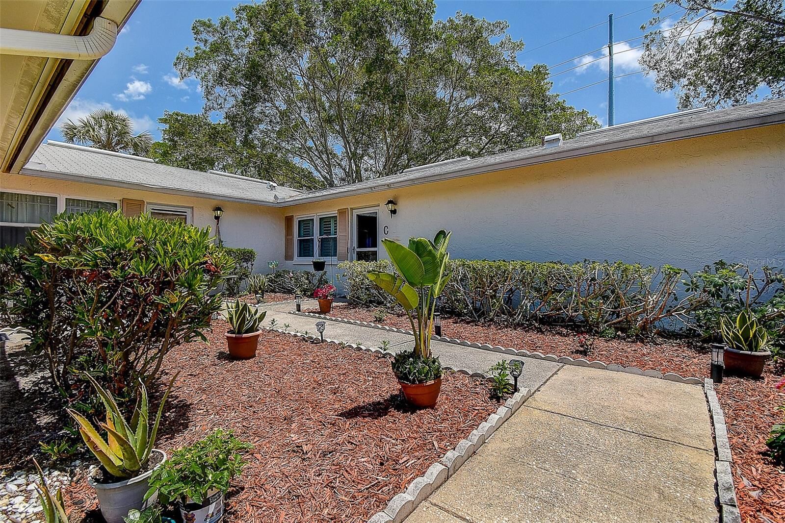 Property Photo: 3122 37th Lane S C FL 33711