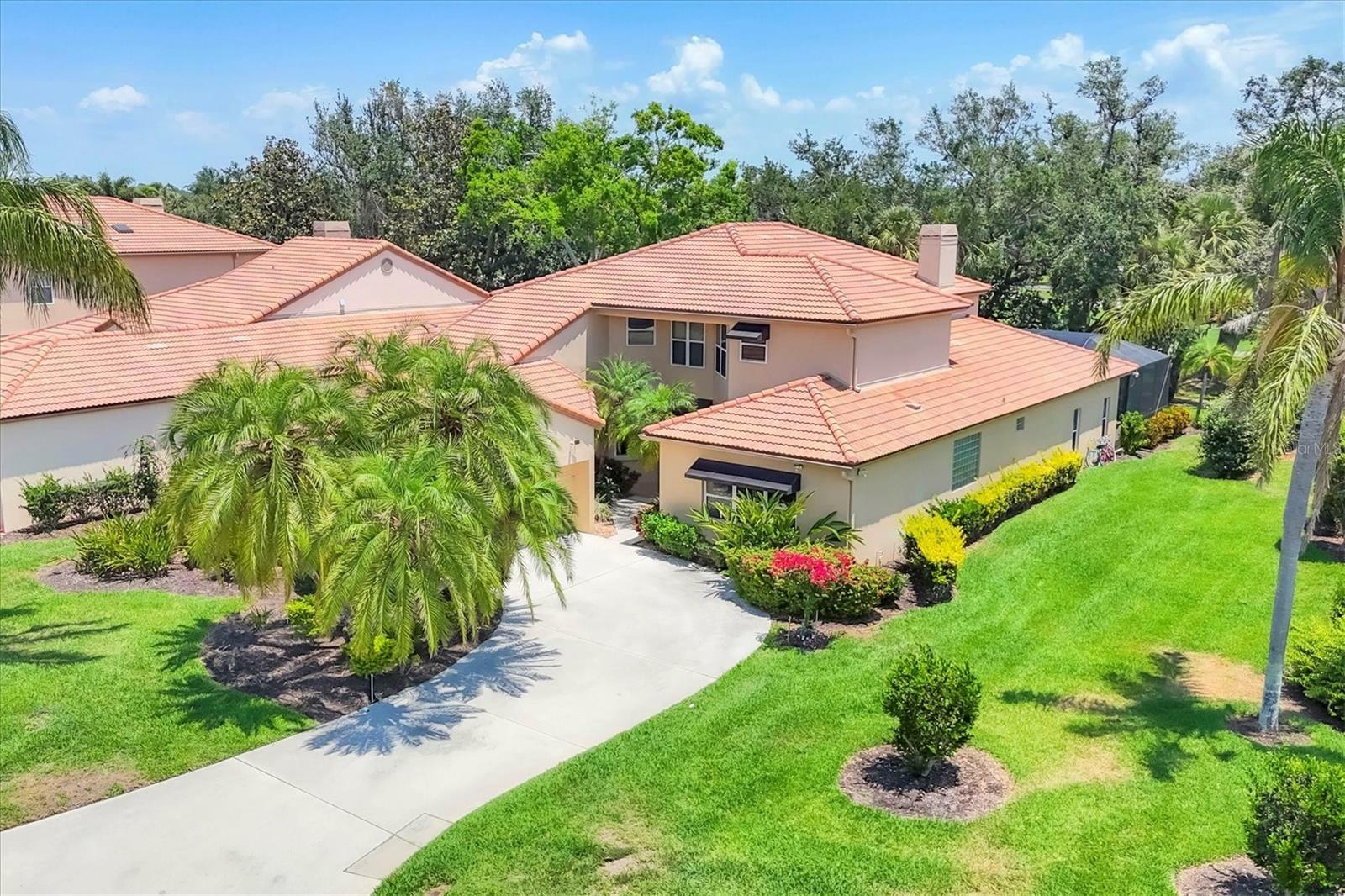 Property Photo: 7551 Calle Facil FL 34238
