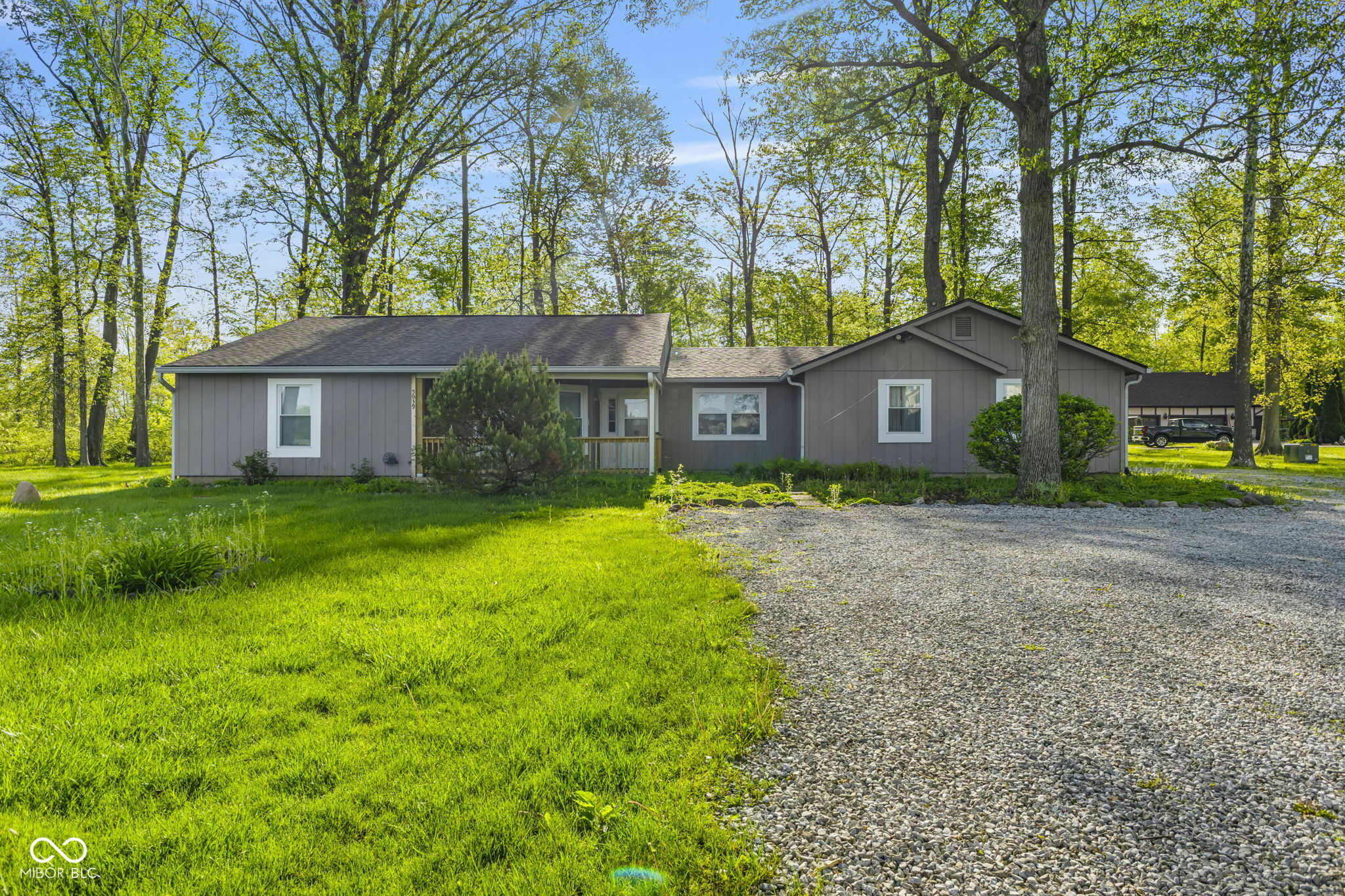 Property Photo: 5039 Five Points Road IN 46239