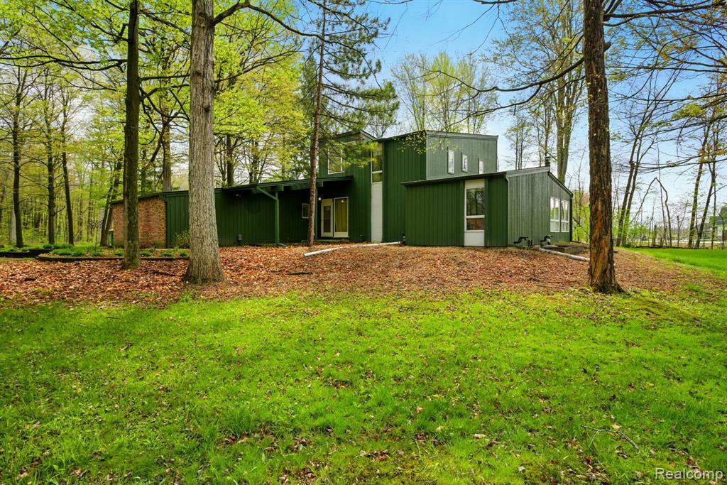 68051 Stoecker Lane  Richmond MI 48062 8124 photo