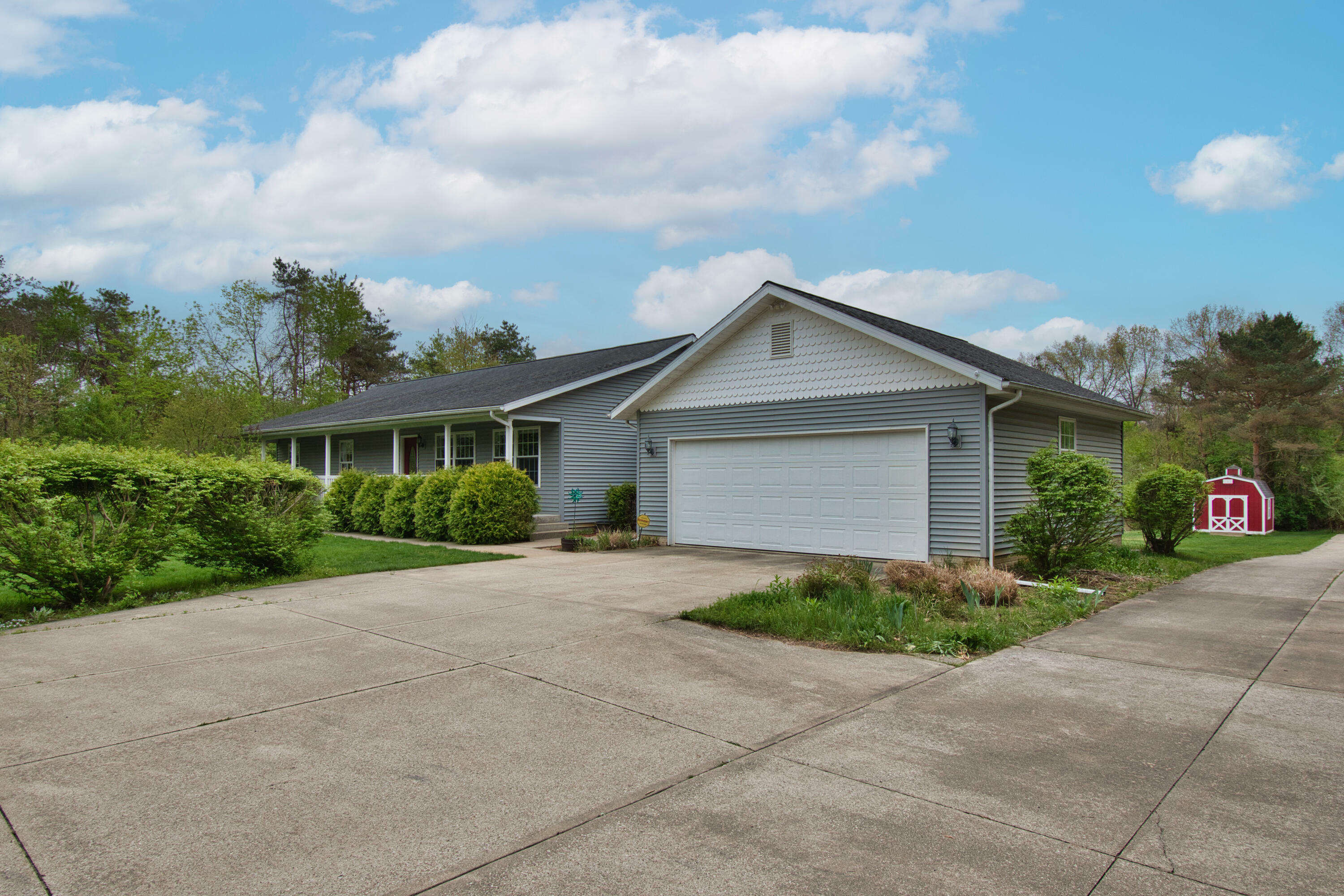 Property Photo: 2688 White Street MI 49120