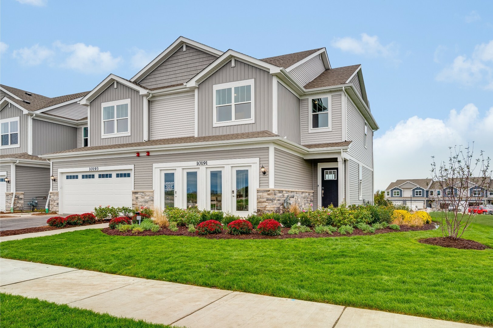 Property Photo: 142 Henderson Street IL 60543