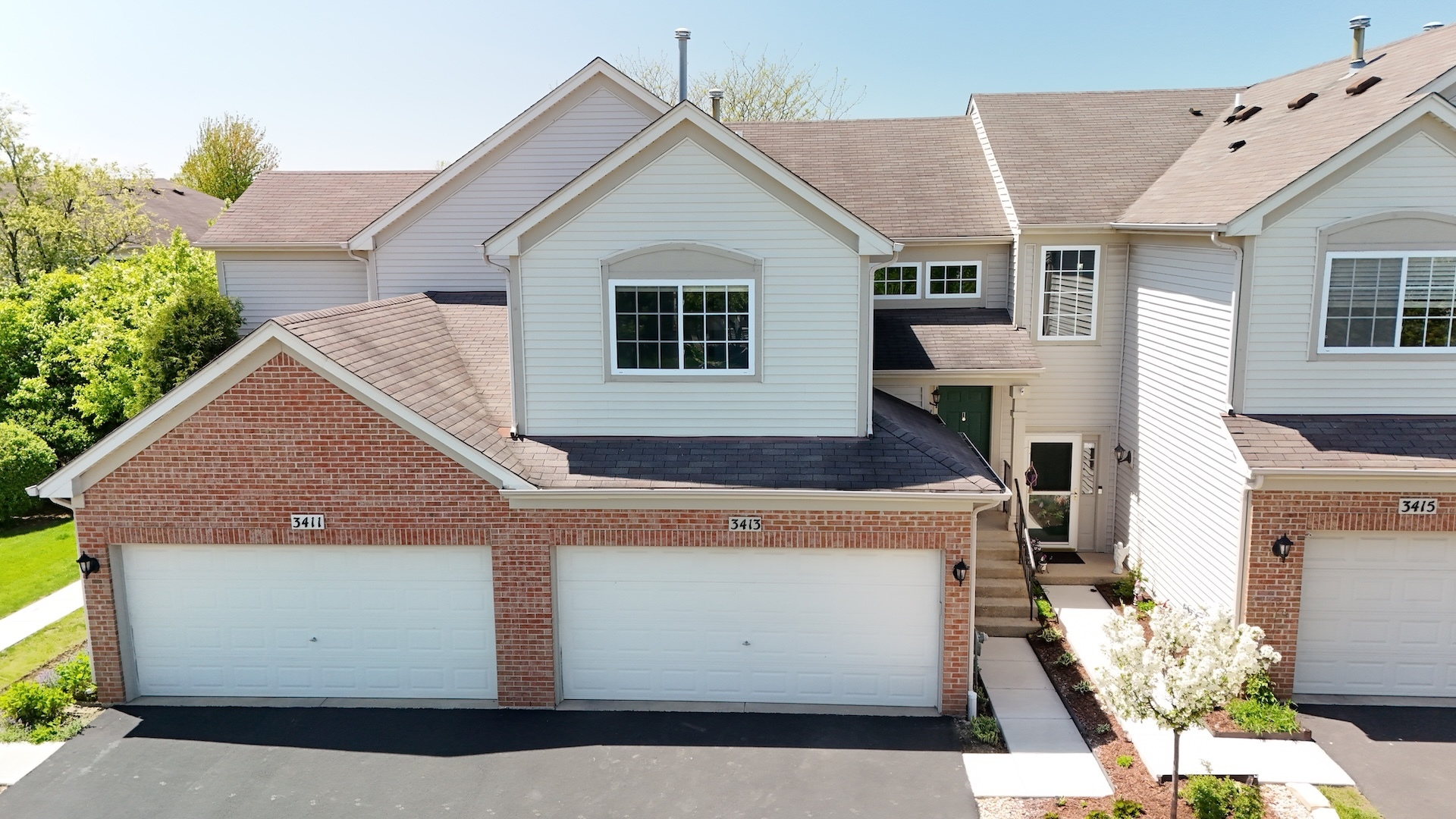 Property Photo: 3413 Blue Ridge Drive IL 60110