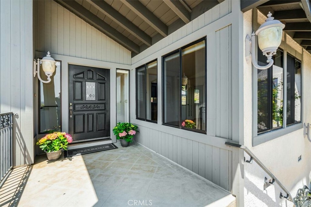 Property Photo:  958 Skyline Drive  CA 93405 