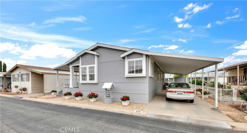 Property Photo: 27701 Murrieta Road 206 CA 92586