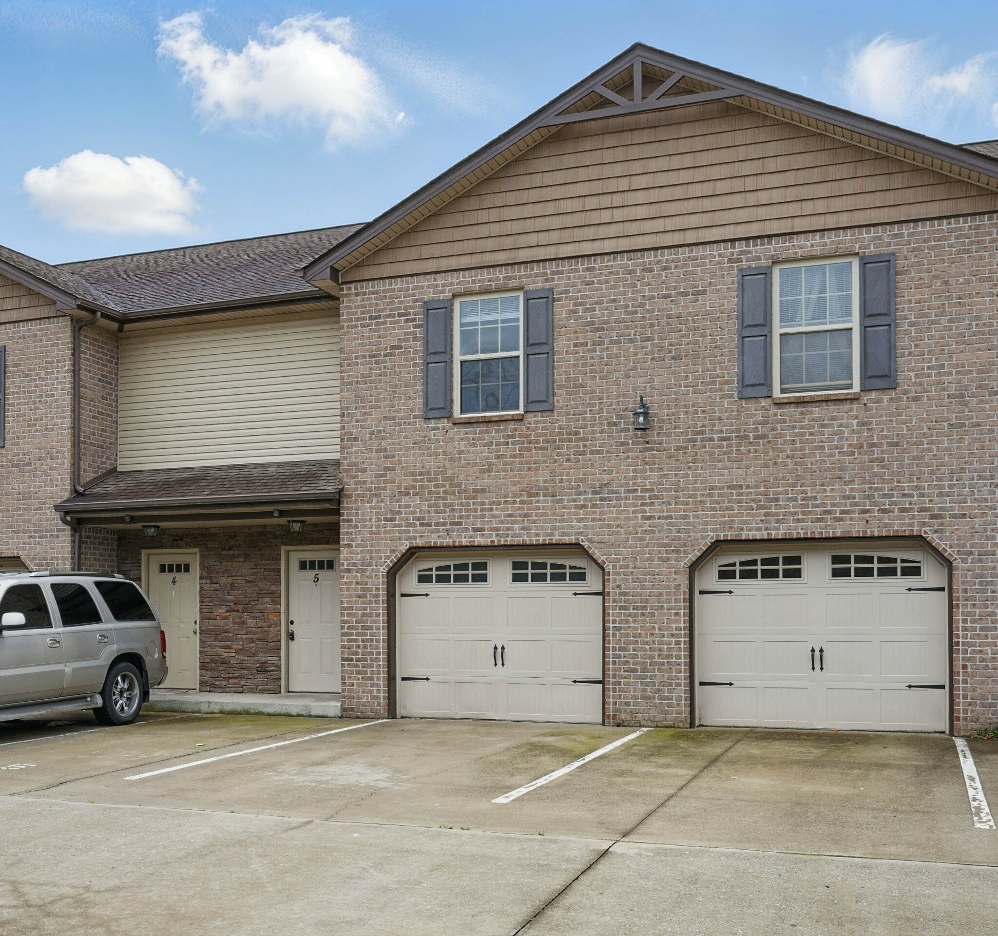 Property Photo: 850 Tracy Ln 5 TN 37040