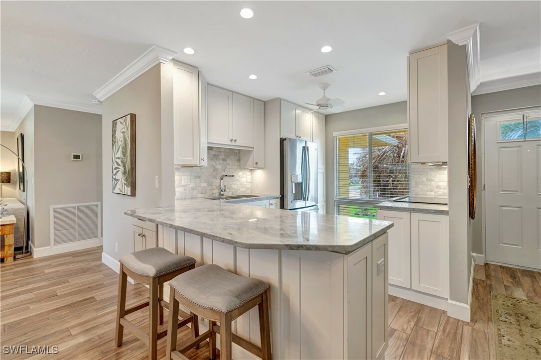 Property Photo: 300 Palm Drive 402 FL 34112
