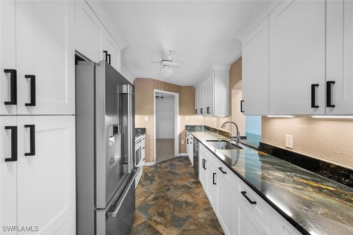 Property Photo: 2137 Sunrise Boulevard FL 33907