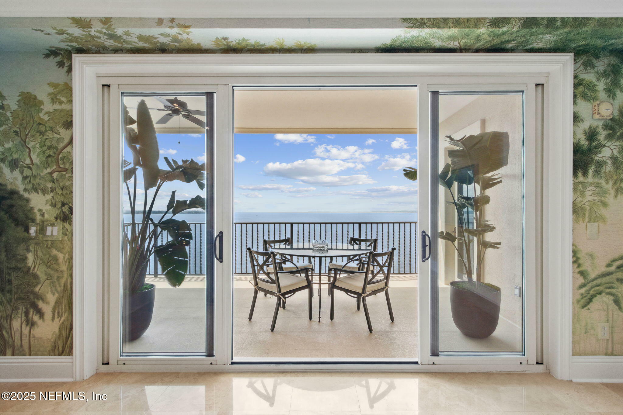 Property Photo: 2358 Riverside Avenue 1102 FL 32204