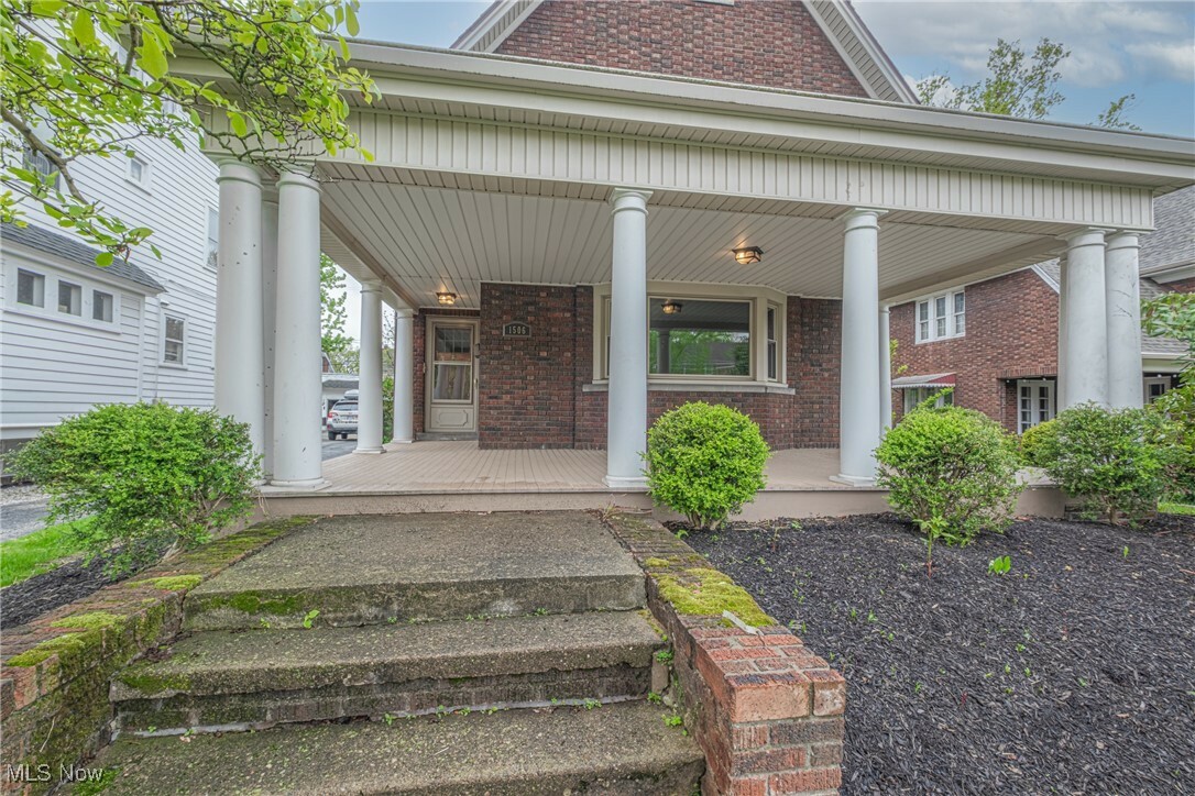 Property Photo: 1506 Waterbury Road OH 44107