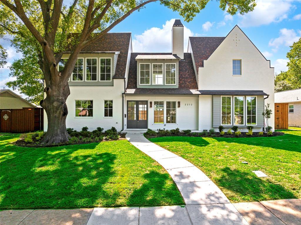 Property Photo: 2212 Ridge Crest Drive TX 75080