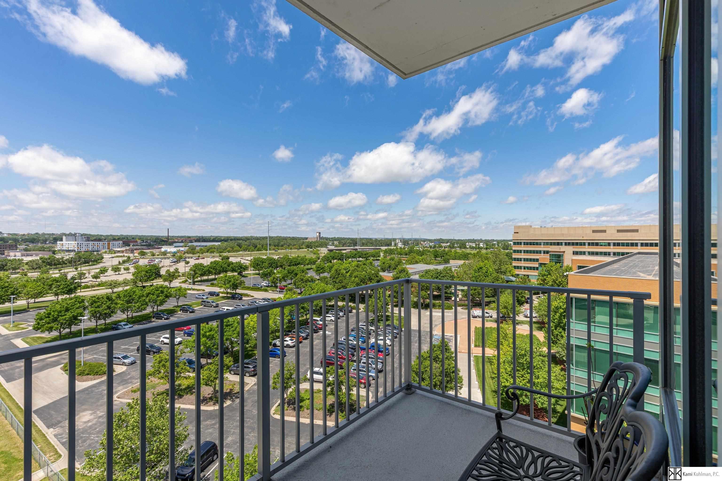 Property Photo: 444 Riverfront Plaza 801 NE 68102