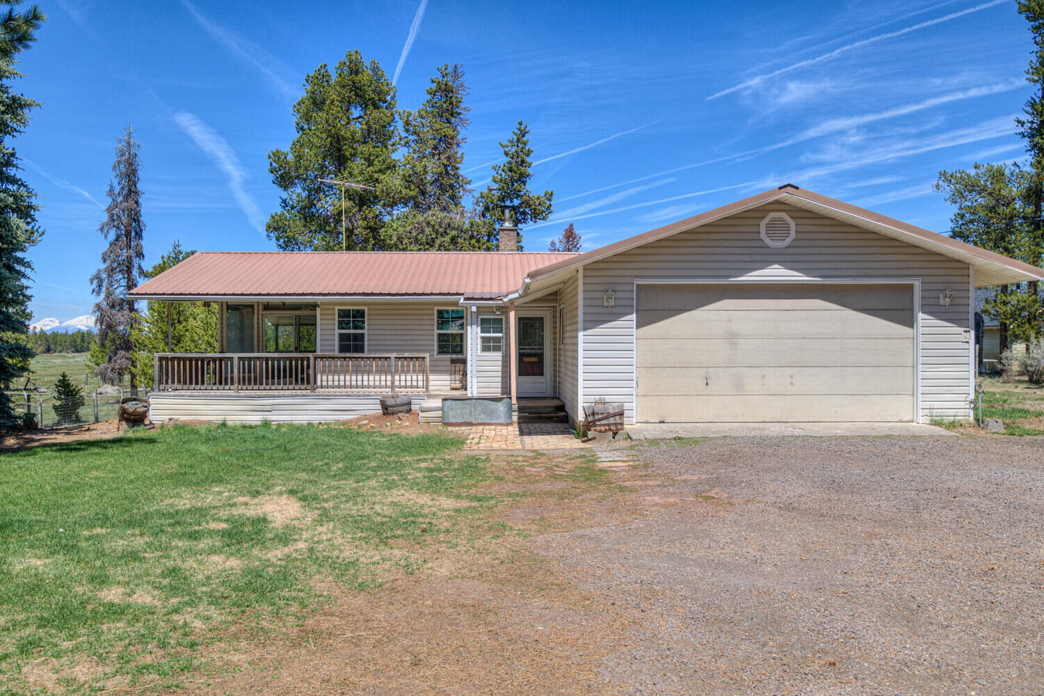 Property Photo:  152898 Long Prairie Drive  OR 97739 