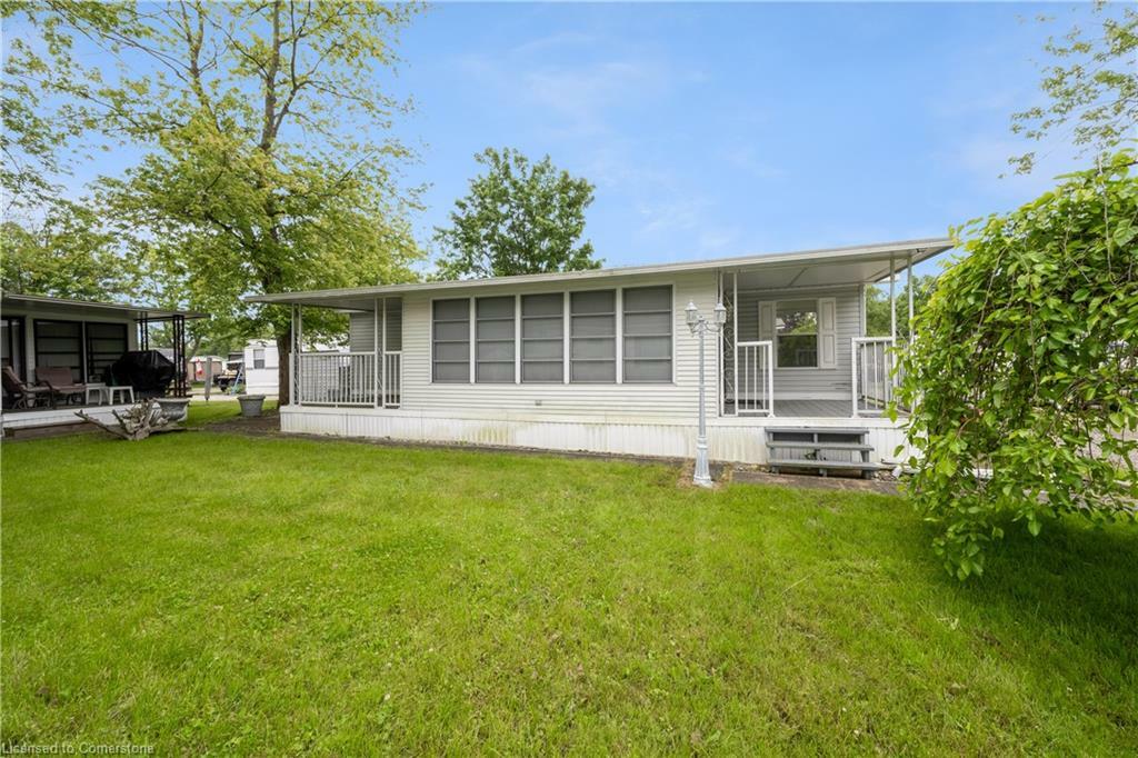 Property Photo:  1001 Haldimand Road 17 211 Pine Street  ON N0E 1E0 