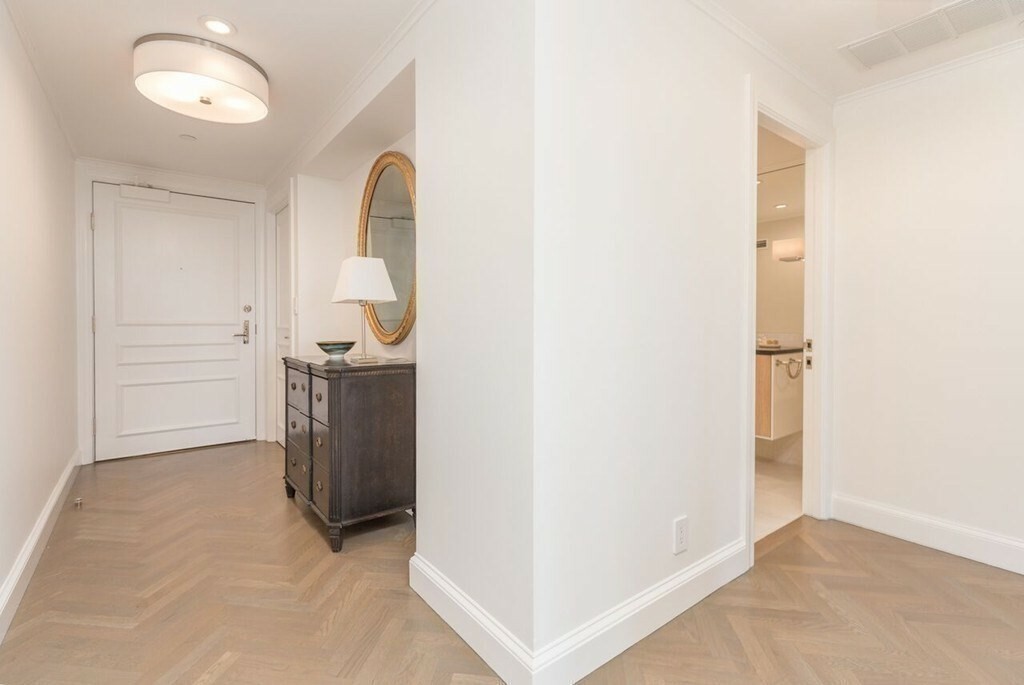 Property Photo: 2 Commonwealth Ave 15D MA 02116