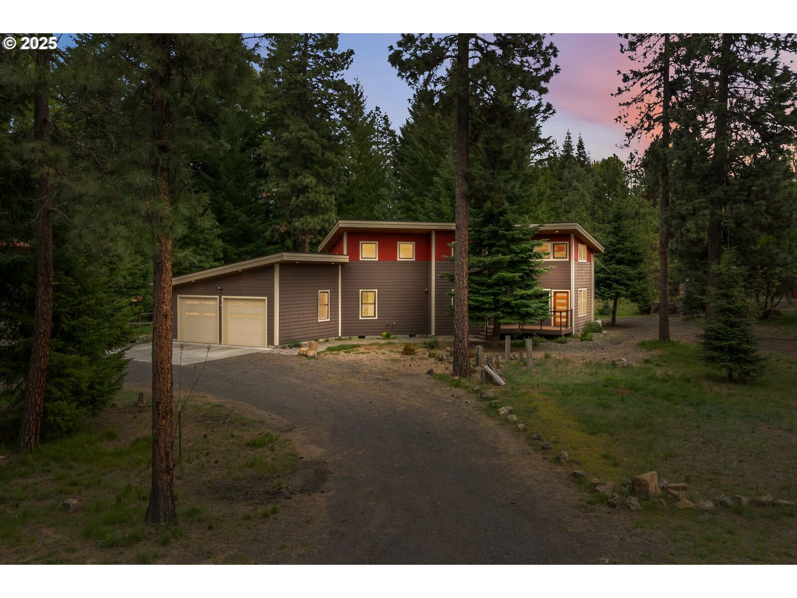 Property Photo:  37 Greenwood Rd  WA 98650