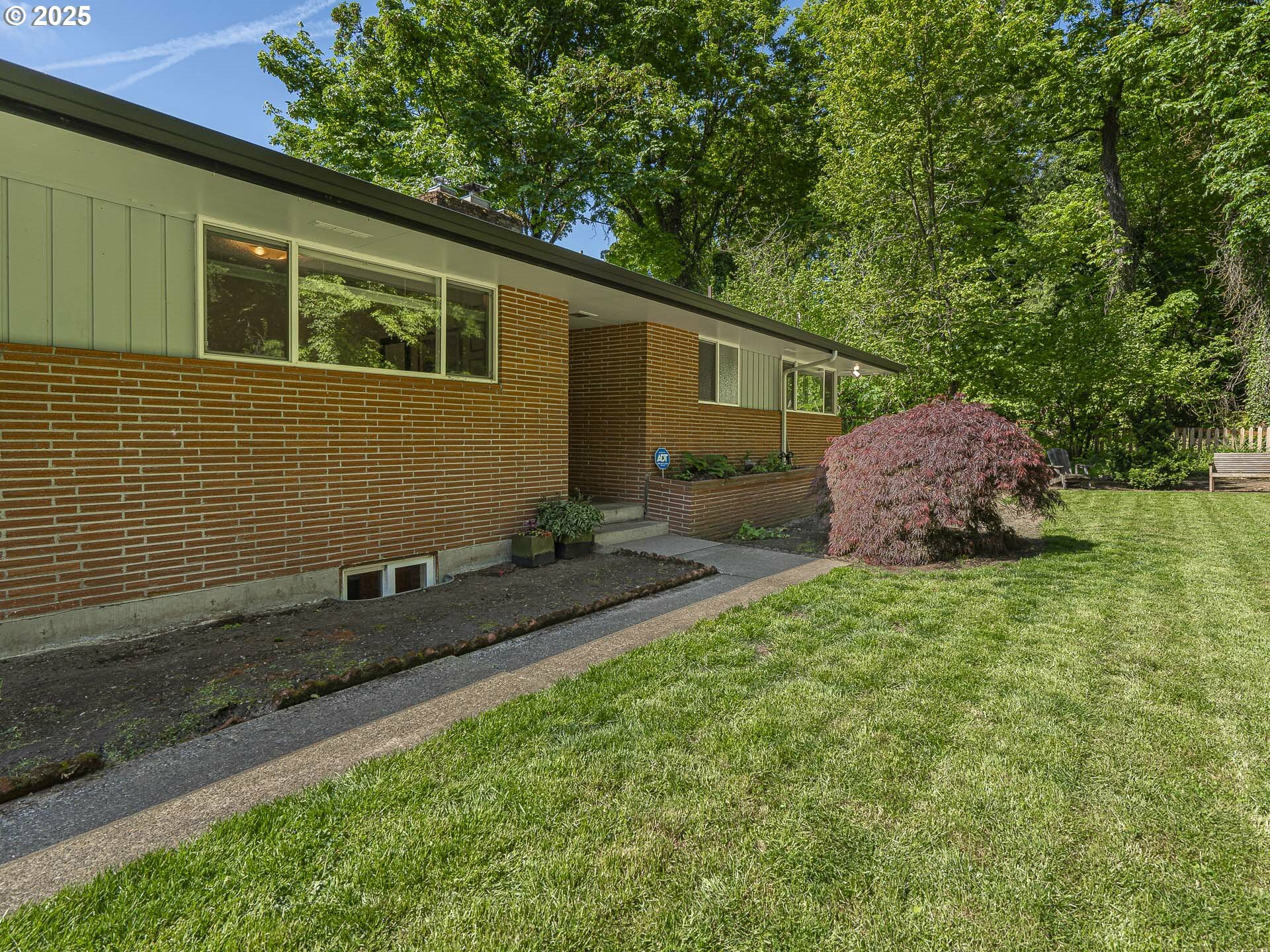 Property Photo: 17620 SE Evergreen Hwy WA 98683