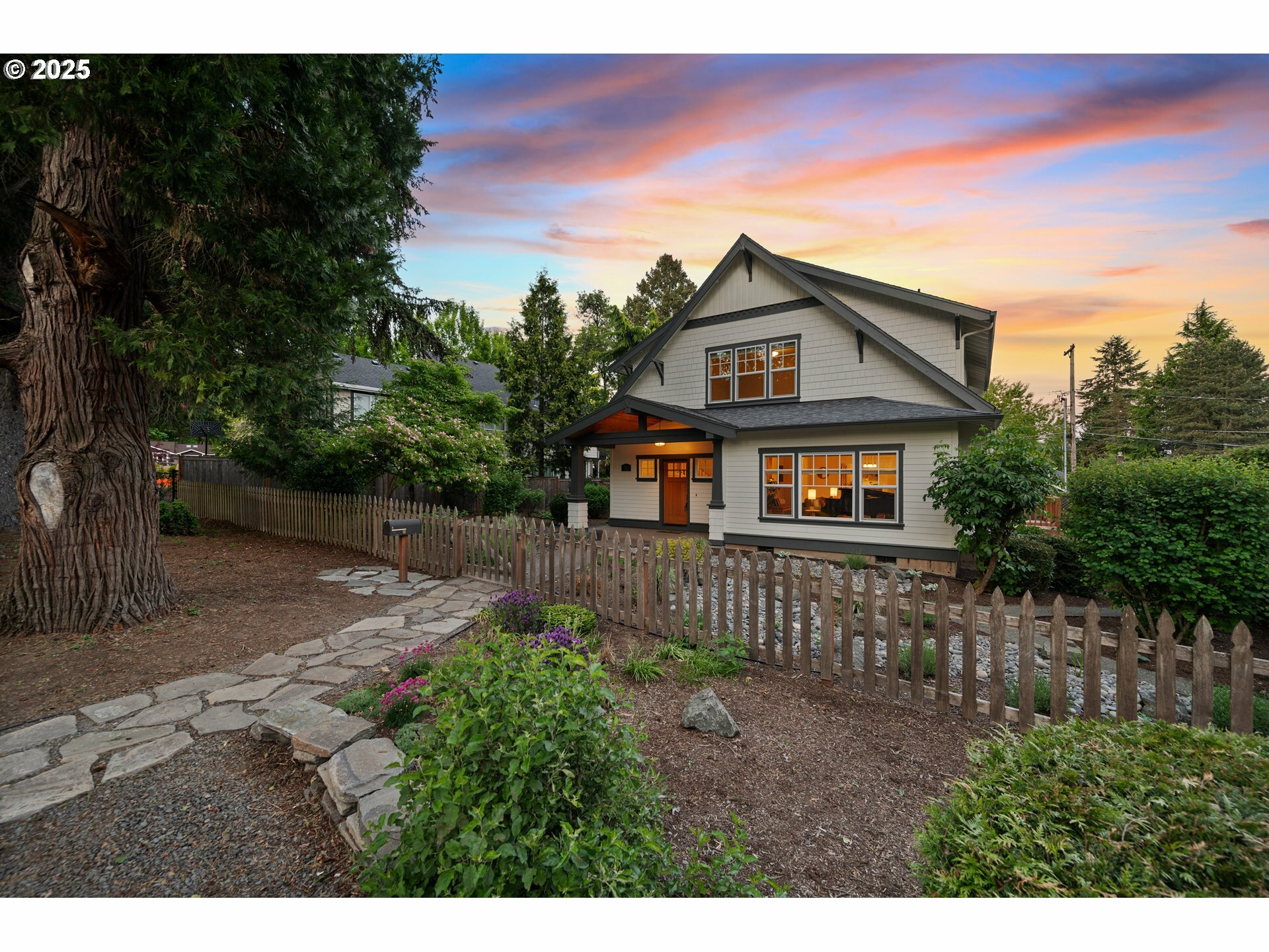 785 3rd St  Lake Oswego OR 97034 photo