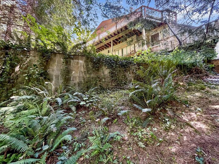 Property Photo:  95629 Cape Ferrelo Rd  OR 97415