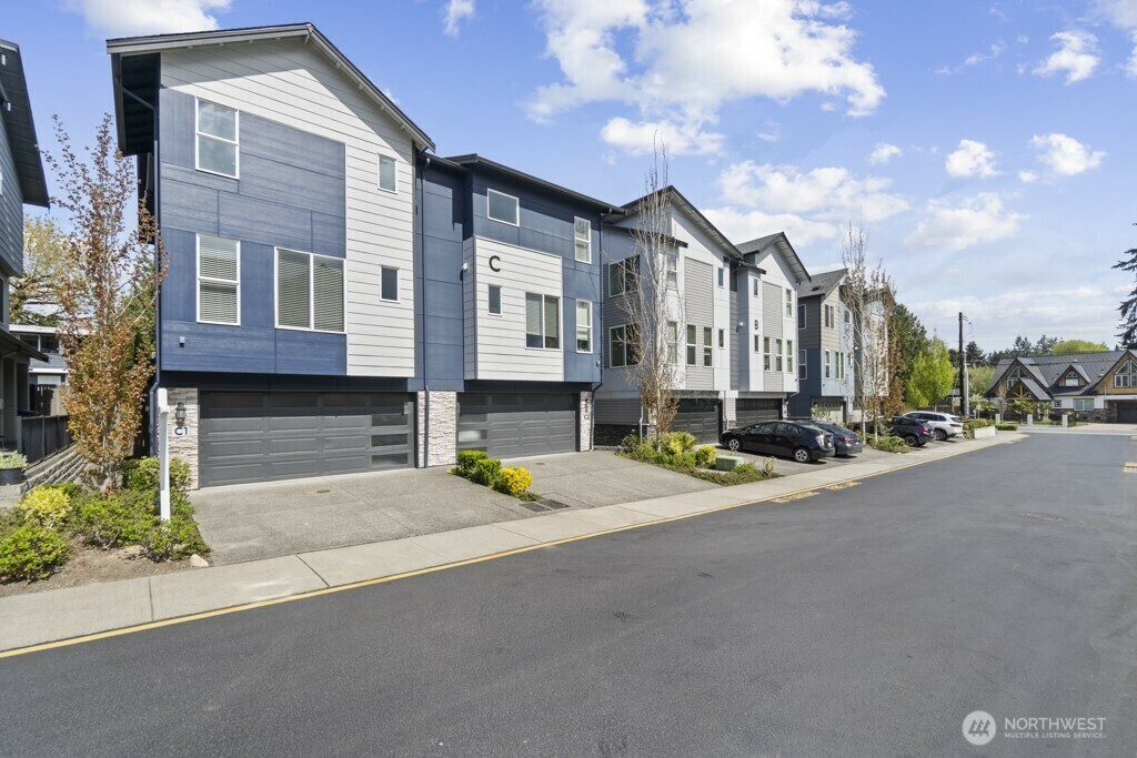 15624  Meadow Road C1  Lynnwood WA 98087 photo