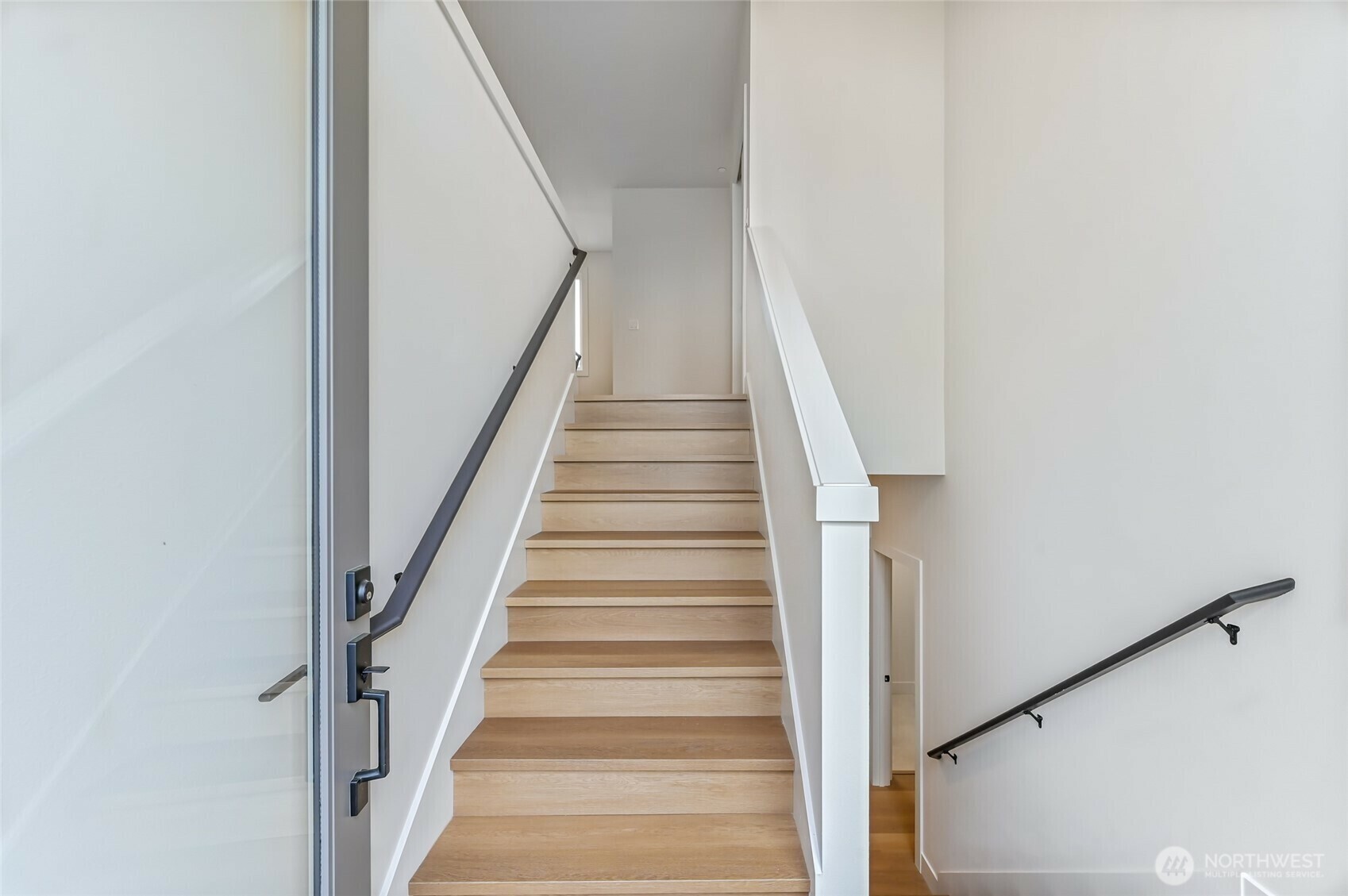Property Photo: 5315 S 166th Avenue WA 98168