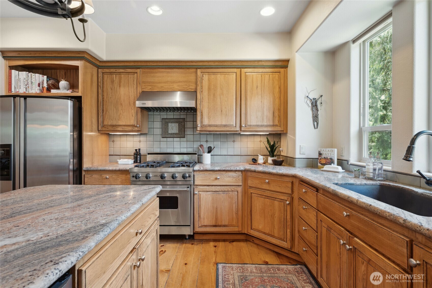 Property Photo: 11205 NE 95th Street WA 98033