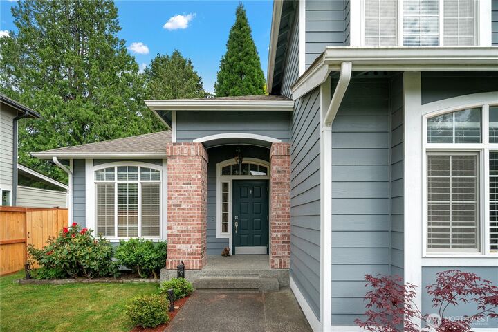 Property Photo: 16260 11th Avenue NE WA 98155