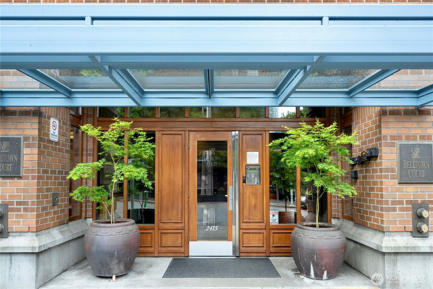 Property Photo: 2415 2nd Avenue 743 WA 98121