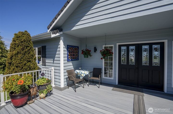 Property Photo:  162 W Nelson Road  WA 98382 