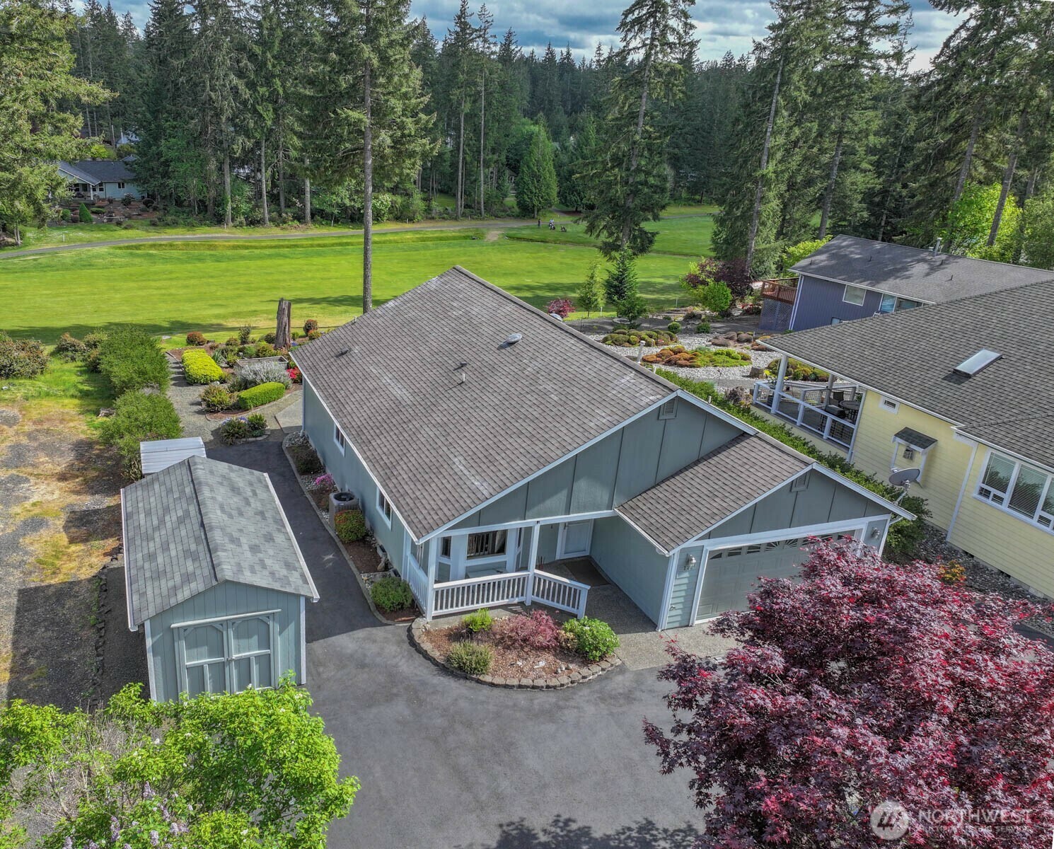 Property Photo: 121 E Connemara Way WA 98584