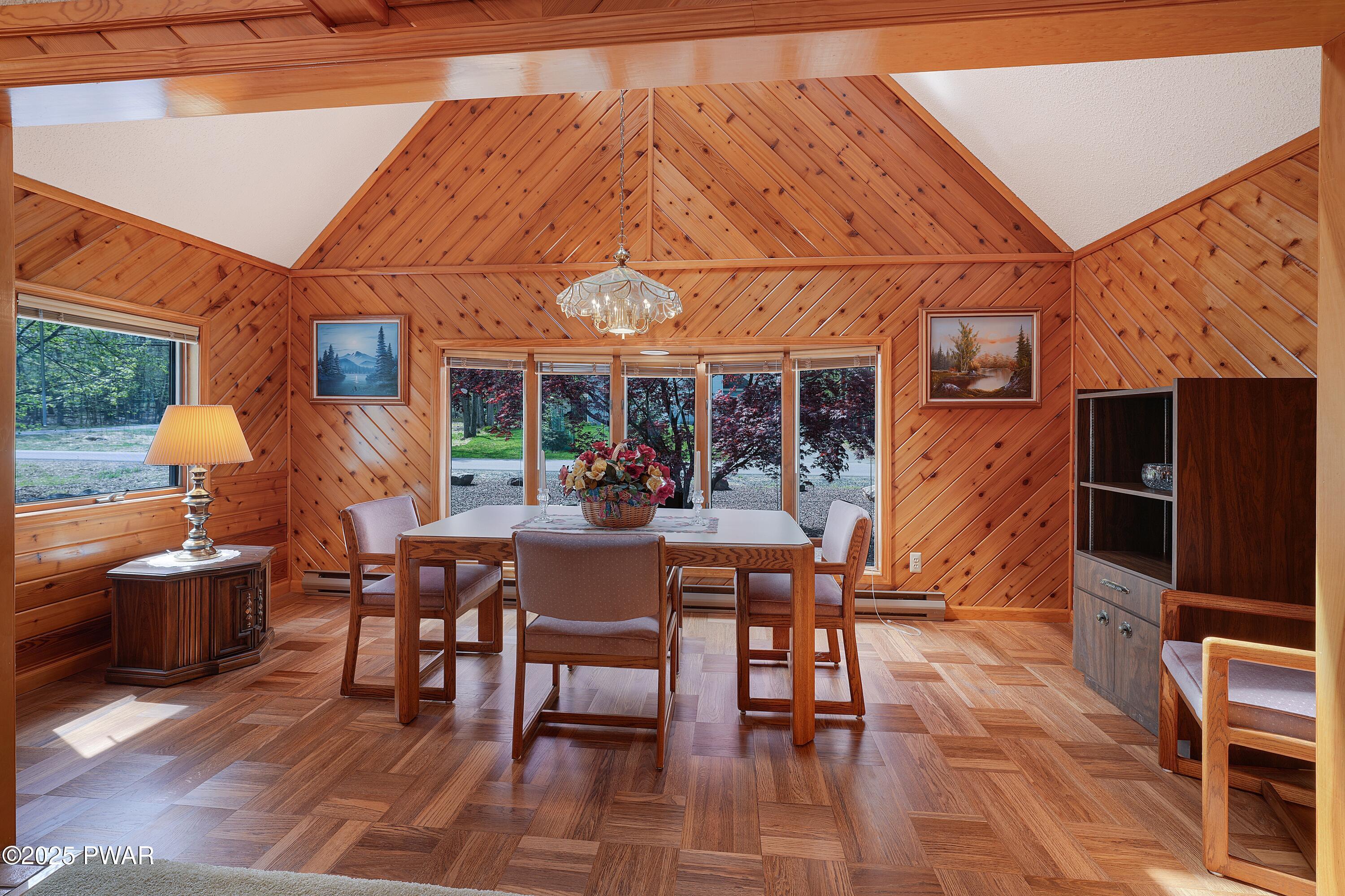 Property Photo: 109 Glenbrook Drive PA 18328