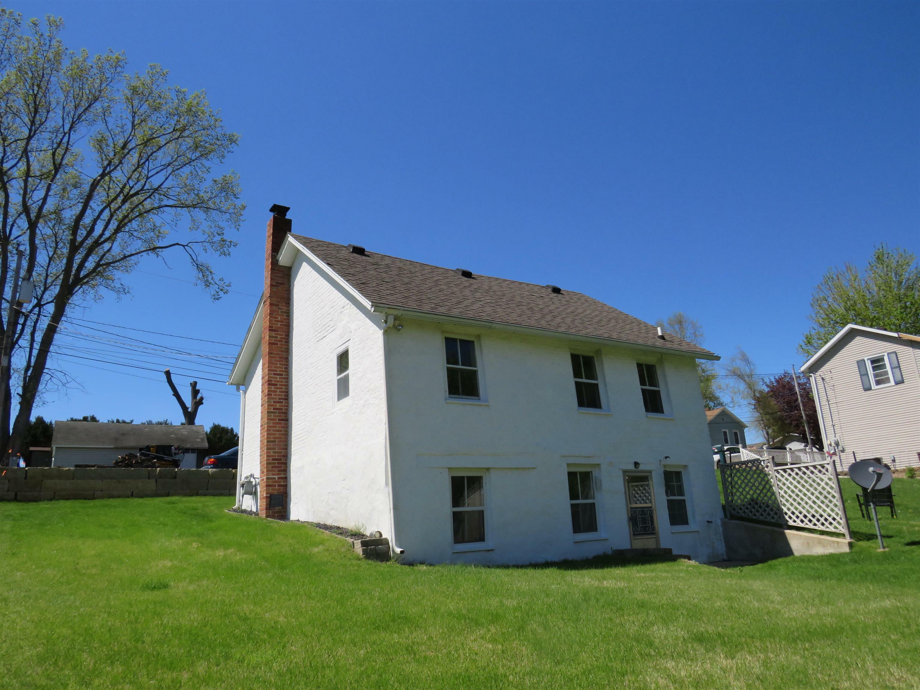 Property Photo: 236 S Hickory Street IL 61036